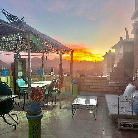 La Maison Traditionnelle Hotel Et Guesthouse Тафраут Екстериор снимка