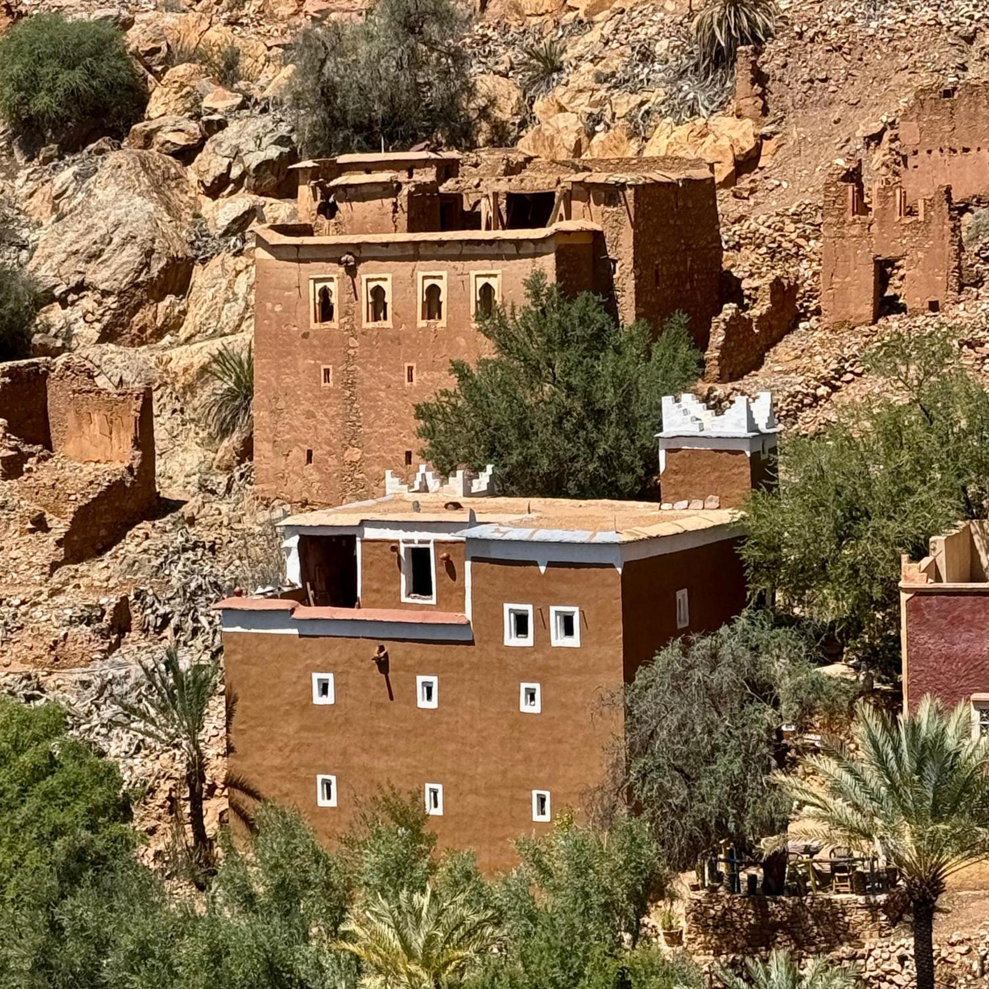 La Maison Traditionnelle Hotel Et Guesthouse Тафраут Екстериор снимка