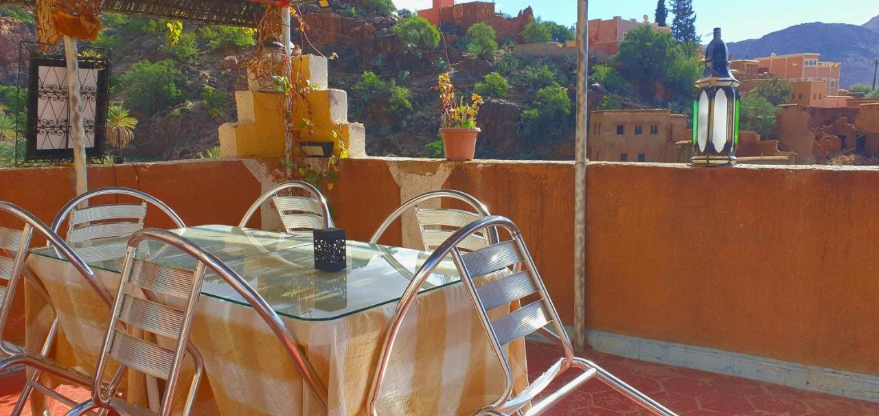 La Maison Traditionnelle Hotel Et Guesthouse Тафраут Екстериор снимка